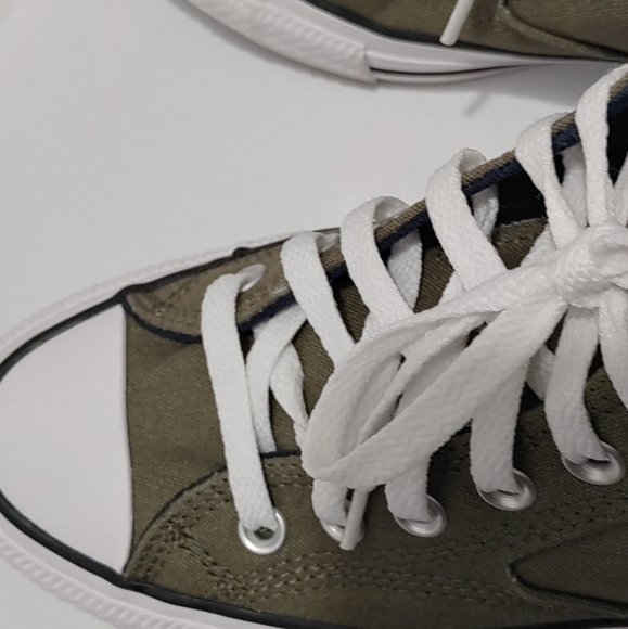 Converse sneakers Malden Street Mid Size Men's 8.5 womens 10.5 - Picture 4 of 4